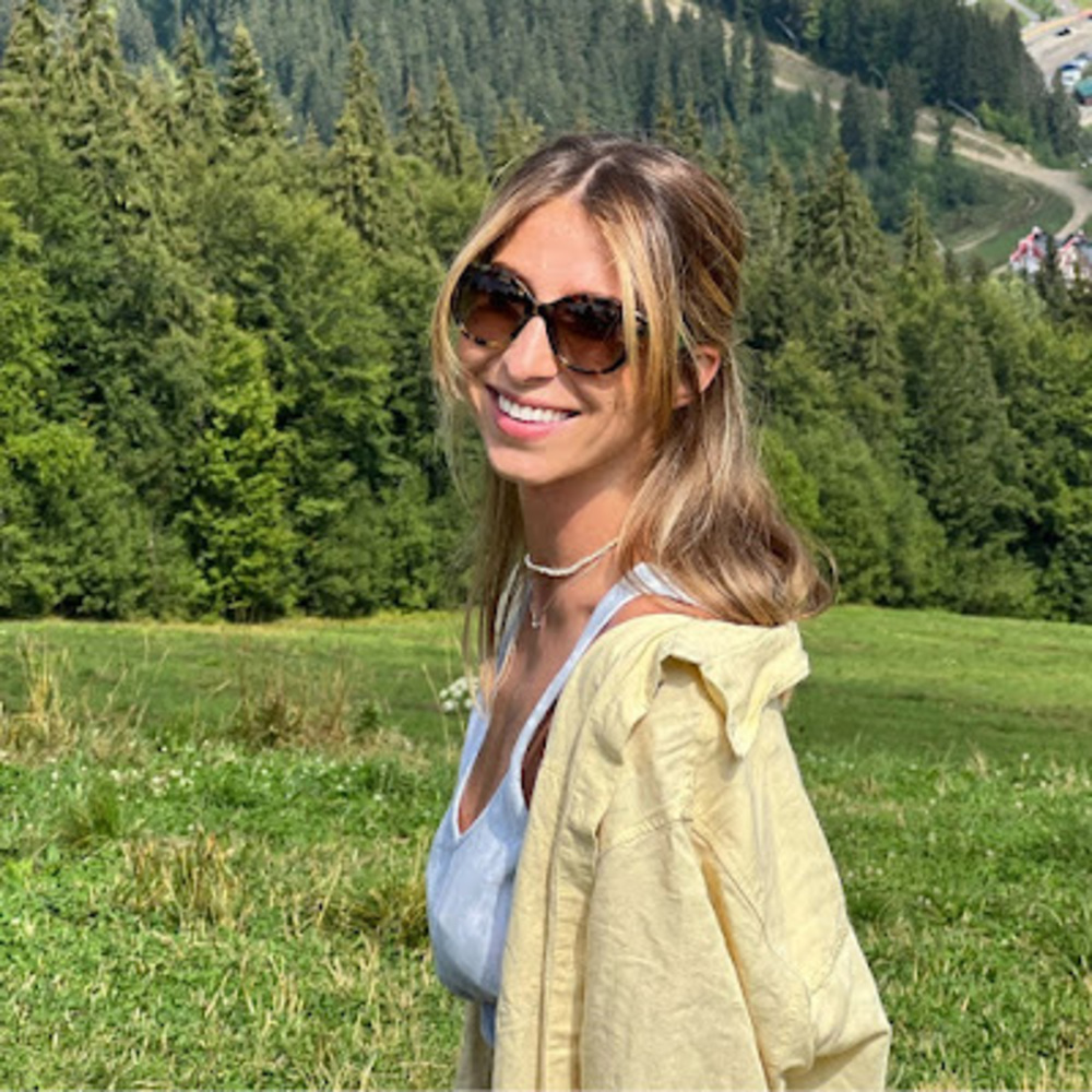 Meet your Posher, Yuliia